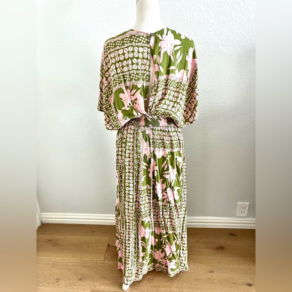 Vici Green and Pink Patterned Dress - Picture 2 of 3